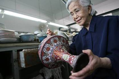 收藏界瞄準景泰藍、琺瑯