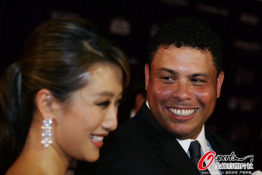 都怪美女太性感！盤點體壇“目不轉睛”的偷窺