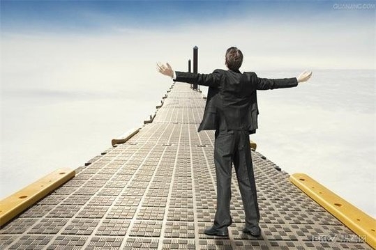 大學(xué)生另類創(chuàng)業(yè)盤(pán)點(diǎn):刷馬桶刷出個(gè)千萬(wàn)富翁