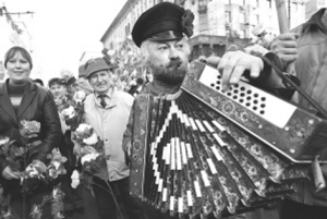 觀天下:世界各國如何過“五一”