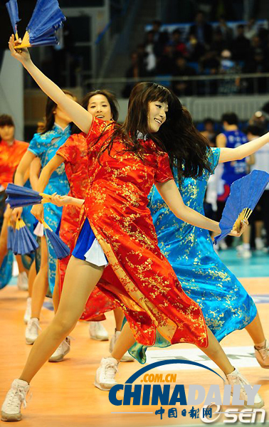 最炫旗袍風！曲線畢露的性感