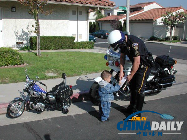 盤點(diǎn)絕對(duì)讓父母瘋掉的孩子們【組圖】