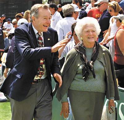 布什：嫁得好，生得好的老媽