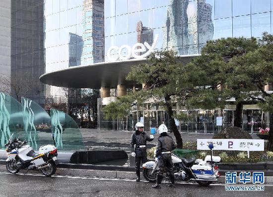 裝甲車上路 實拍首爾核安全峰會警備街頭