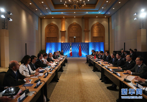 胡錦濤會見墨西哥總統(tǒng)卡爾德龍