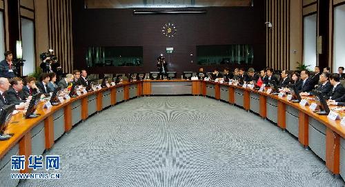 李克強與比利時首相迪呂波舉行會談