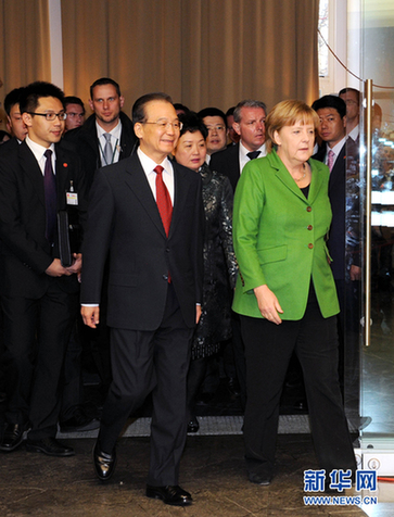 溫家寶與默克爾共同出席漢諾威工業博覽會開幕式并發表演講