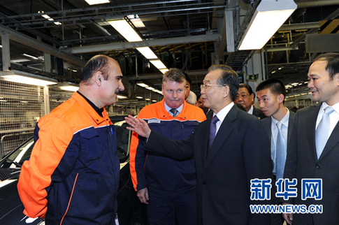 溫家寶參觀沃爾沃轎車公司總部