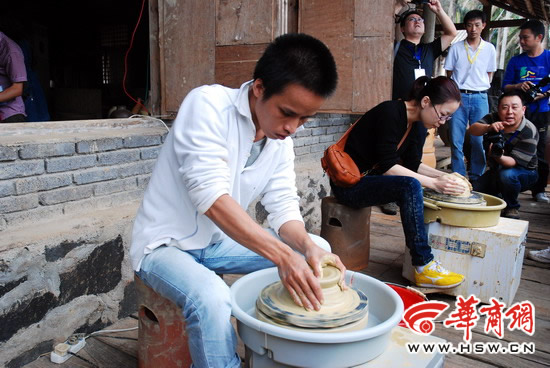 在澄邁體驗(yàn)“慢生活” 探尋咖啡和長(zhǎng)壽的秘密(圖)