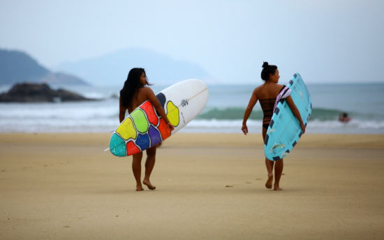 世界沖浪勝地——萬寧