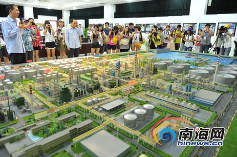 網媒走進海南煉化:產值將超千億元 萬元產值耗水僅0.8噸