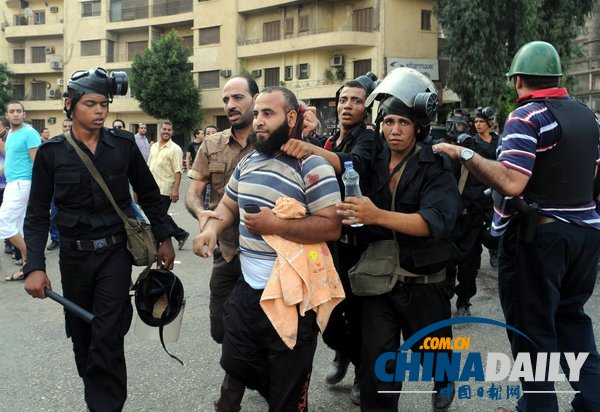 埃及對穆爾西支持者清場 穆兄會稱數百人亡(組圖)