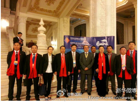 近千位工商界人士濟(jì)濟(jì)一堂 聆聽(tīng)李克強(qiáng)演講