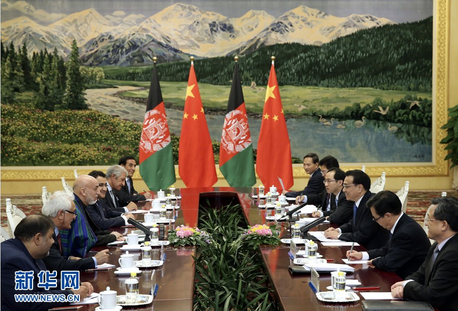 李克強會見阿富汗總統卡爾扎伊