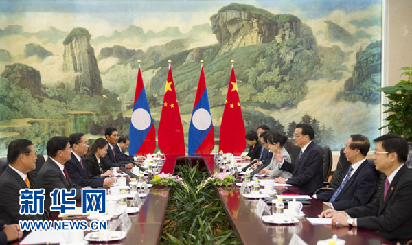 李克強(qiáng):深化中老關(guān)系與務(wù)實(shí)合作 促進(jìn)中國-東盟關(guān)系發(fā)展