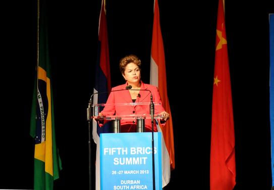 習近平出席金磚國家領導人與成員國工商界早餐會