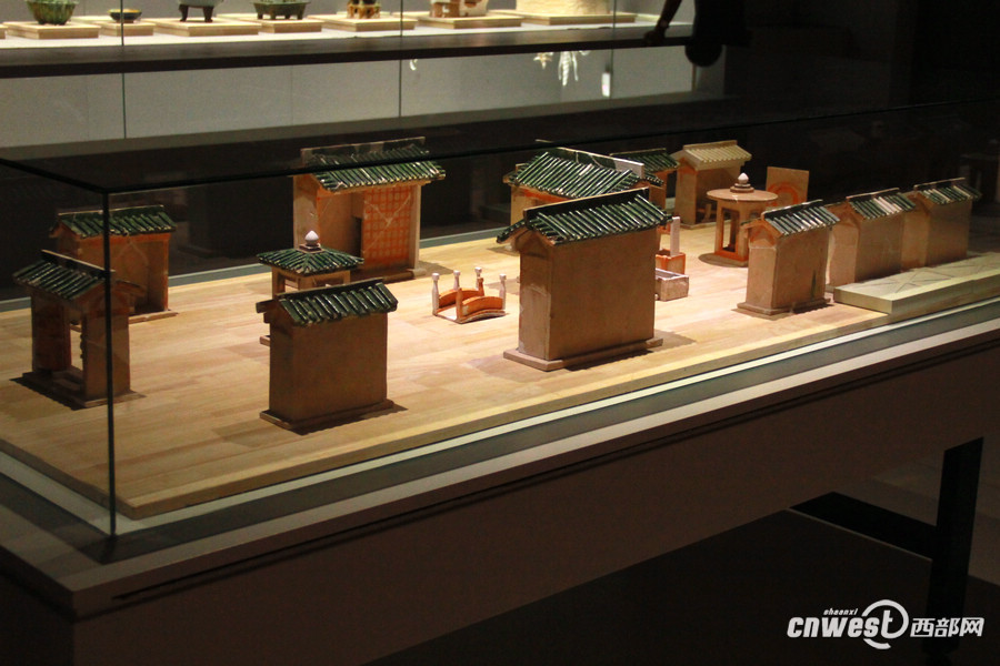 陜西歷博開放文物修復 看“巧手良醫”還原歷史