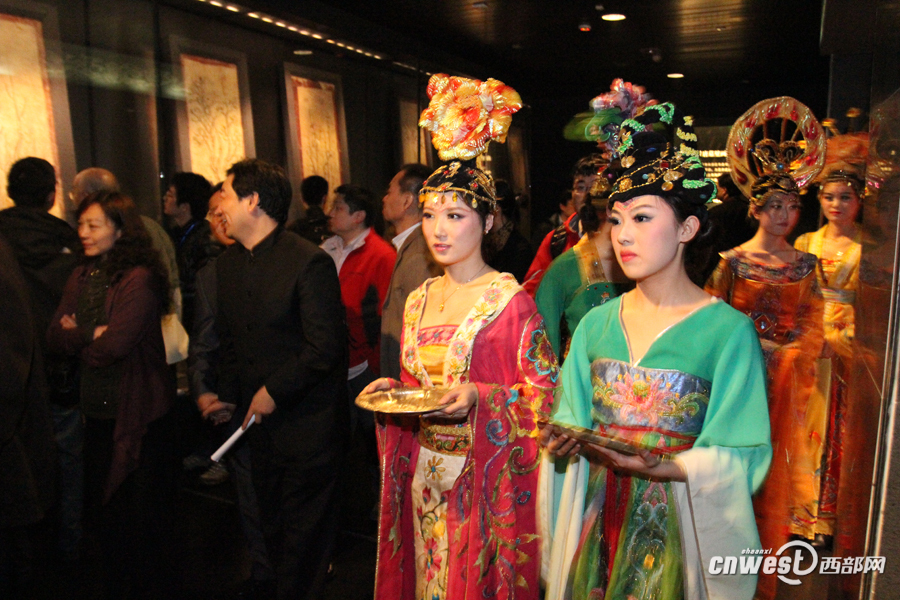 高清組圖:博物館奇妙之夜 和壁畫中人一起穿越