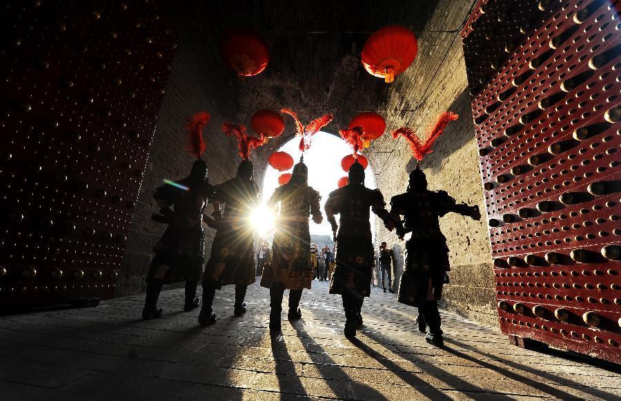 西安“武士文化系列展演”：跨越時空的城墻武士