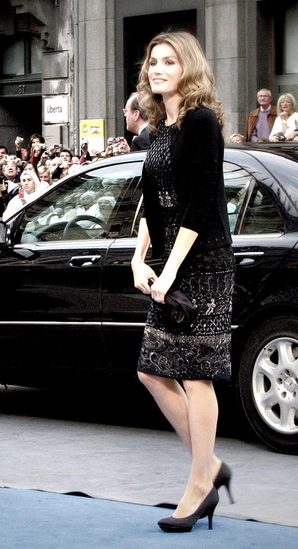 驚艷!西班牙首位平民王妃 (組圖)