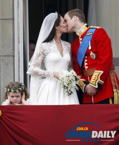 英世紀婚禮開場 威廉凱特交換戒指正式結為夫妻