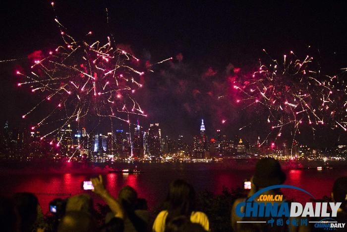 游行狂歡煙花！美國各地國慶活動集錦（組圖）