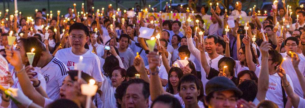 泰民眾燭光祈禱和平解決沖突 13日封鎖如期進行
