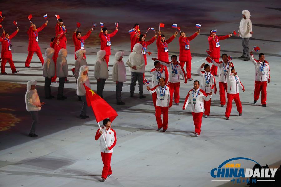 索契冬奧會(huì)開幕式：中國代表團(tuán)入場