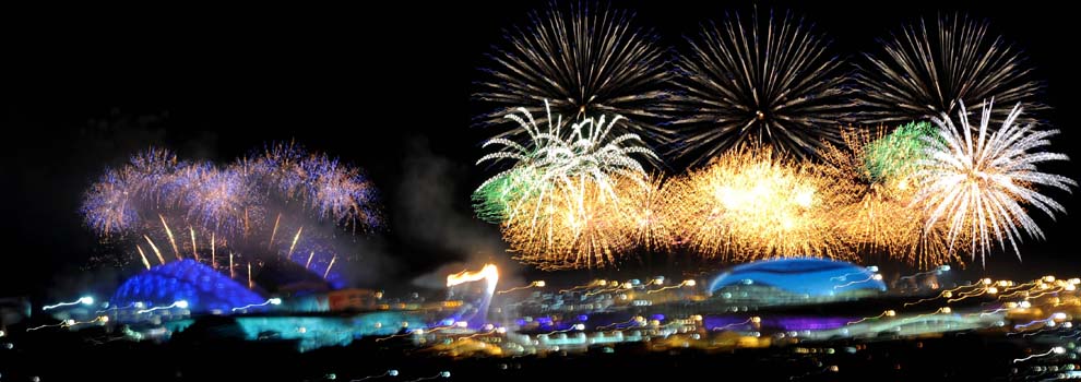 索契冬奧會開幕式：點(diǎn)燃主火炬 禮花盛放