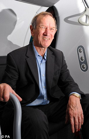 英科學家發明“未來出租車” 全電驅動無人駕駛