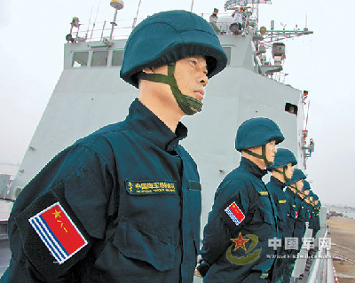 我國(guó)第2批護(hù)航編隊(duì)明日啟程 搭載2架艦載直升機(jī)