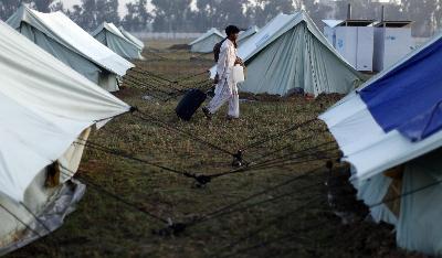 為打擊塔利班 駐阿聯軍再傷平民巴50萬平民逃離家園
