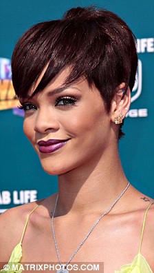 美第一夫人新發型酷似女星蕾哈娜 或將掀起模仿風潮