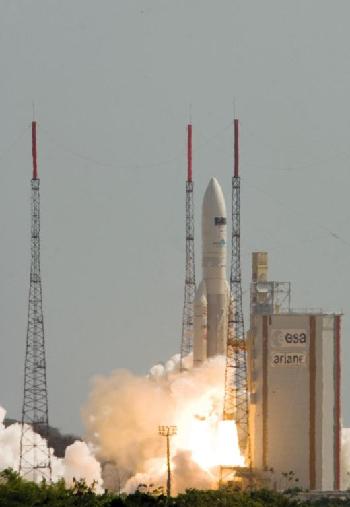 歐洲航天局成功將世界最大遠紅外線望遠鏡送入太空