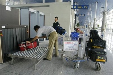 伊朗客機(jī)驚現(xiàn)炸彈！安全人員成功挫敗炸機(jī)陰謀