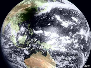 圖：NASA公布日全食期間地球衛(wèi)星照片