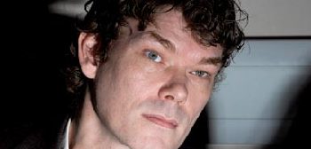 世界最牛黑客反引渡請求遭駁回 其母請求奧巴馬介入