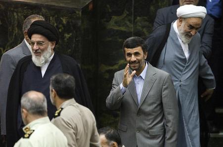 內賈德宣誓就職承諾不辜負民眾信任 要反抗壓迫者不屑西方賀信