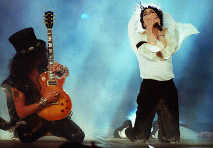 搖滾界偶像巨星隕落 實(shí)心電吉他之父萊斯·保羅去世