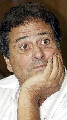 以色列“收視率之王”獄中自殺 曾經張狂晚景悲涼