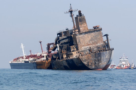 馬來西亞在我國出事油輪內發現2具遺體(圖)