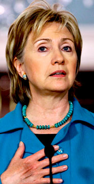 希拉里訪(fǎng)北愛(ài)爾蘭再陷“口誤門(mén)” 被指夸大個(gè)人政績(jī)