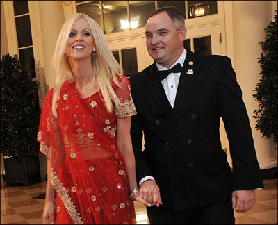 美夫妻闖白宮國宴“蹭飯” 走紅地毯還與副總統合影