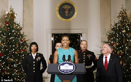 米歇爾公布白宮圣誕主題 環保裝飾點亮節日氣氛