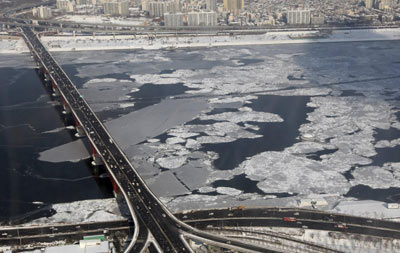 今冬為何如此冷？專家稱異常天氣不改變暖趨勢(shì)