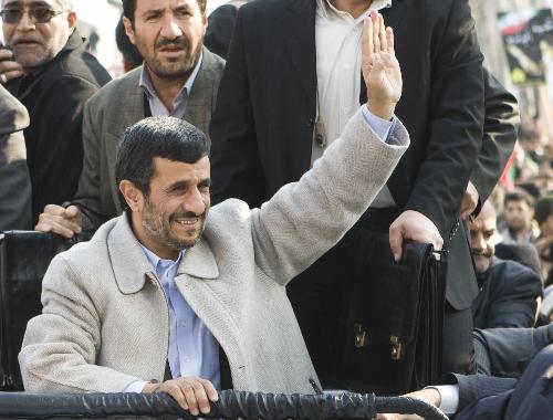 內(nèi)賈德宣布伊朗已經(jīng)是“核國(guó)家”(圖)