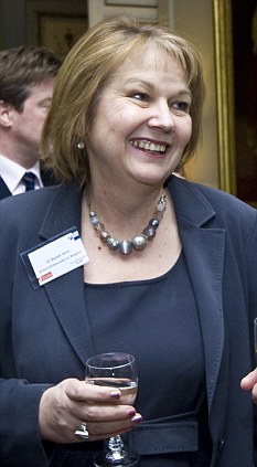 傳英國駐科威特大使與雇員發(fā)生婚外情被召回