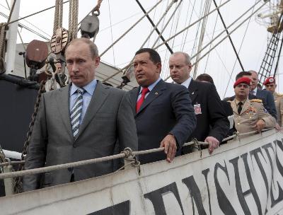 普京首訪委內瑞拉 簽大量協議包括援建衛星發射場