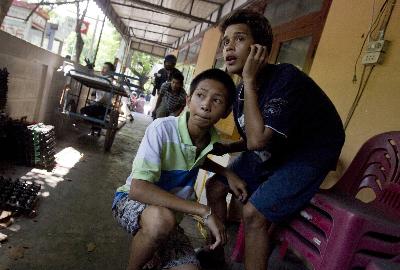 “紅衫軍”誓言絕不投降 沖突還在繼續