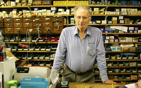 難捱經濟危機 英國具480年歷史最老五金店將關張